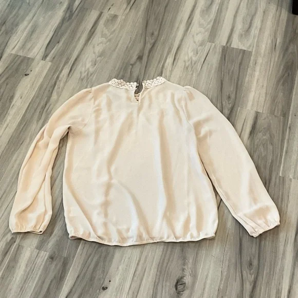 BCBGMaxAzria Cream Floral Lace Blouse Size M Excellent Condition - Picture 4 of 9